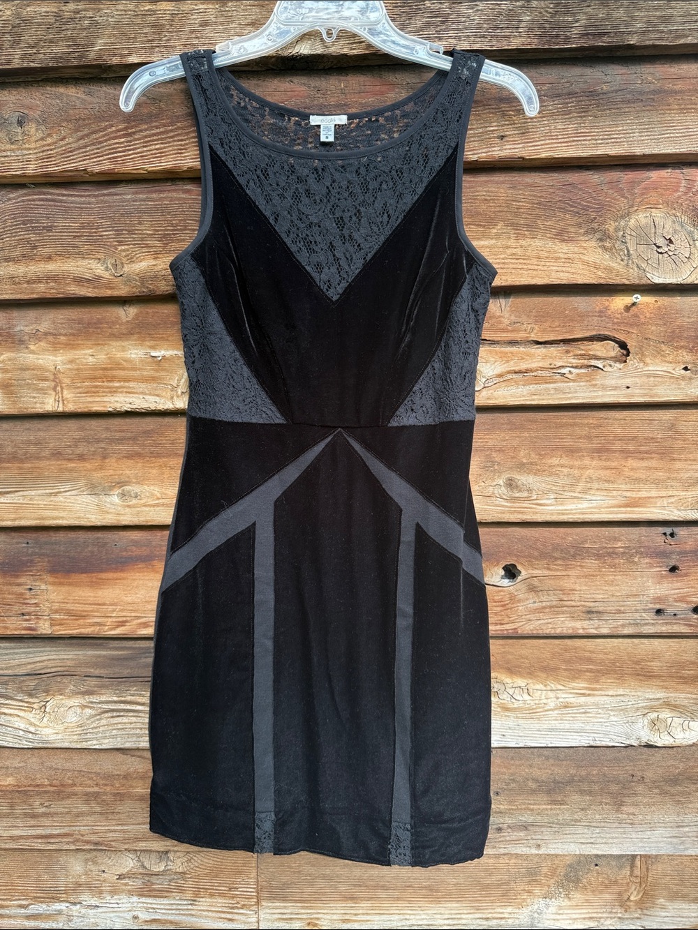 Ecote mini dress velvet lace detail
